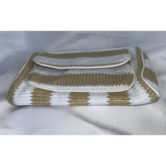 Vera Bradley Striped Wristlet in Natural Stripe With Metallic Threading NWT - Picture 6 of 9